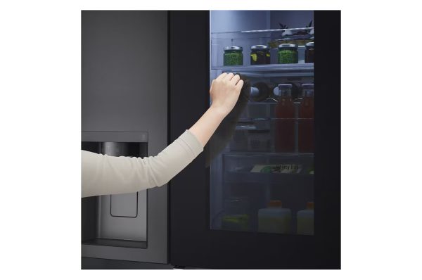 674L InstaView Side-by-Side Refrigerator InstaView Glass Panel Knock-to-See Technology