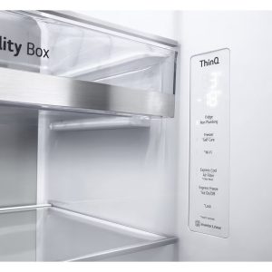 674L InstaView Side-by-Side Refrigerator Interior with Adjustable Tempered Glass Shelves