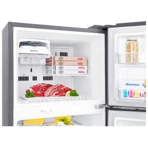 Top freezer compartment with movable ice tray GL-C252SLBB